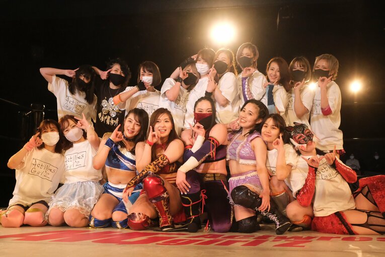 サイコロで勝敗が決まる？ 人気団体が “脱プロレス”で見せる女優たちのチャレンジとは…エース青野未来「エンタメだけど闘いがある」(10)