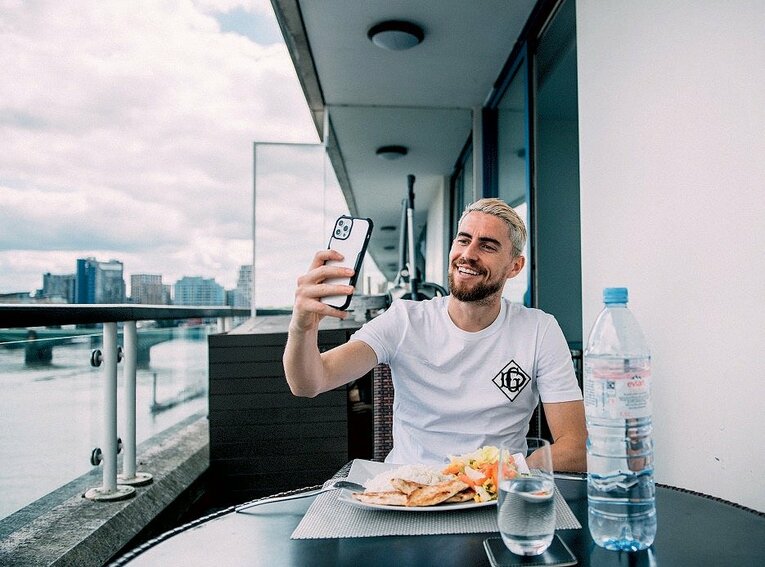 既婚者で子どももいるジョルジーニョだが、浮き名を流すこともたびたびある