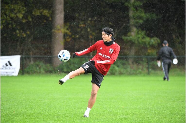 ストッパー酒井宏樹は大収穫も  “引き出しにある対応策をすぐ取り出せない” 森保Jの再課題(36) ／ photograph by JFA