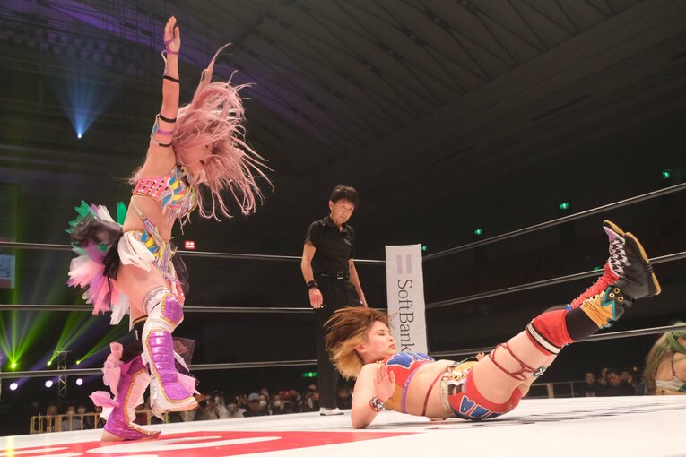 「もうプロレスやりたくない」負傷欠場中のSNS誹謗中傷…それでも人気女子レスラー・中野たむが復帰するまで「リングの上が、生きる場所」(47)