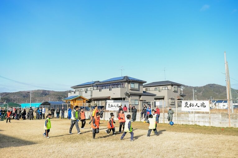 2013年東北人魂のサッカー教室　©︎Miki Sano