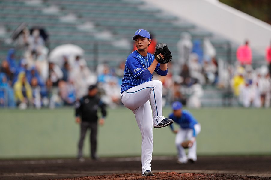 復活誓うリリーバー、DeNA砂田毅樹。テニスボールで思い出した感覚とは。<Number Web> photograph by Kyodo News