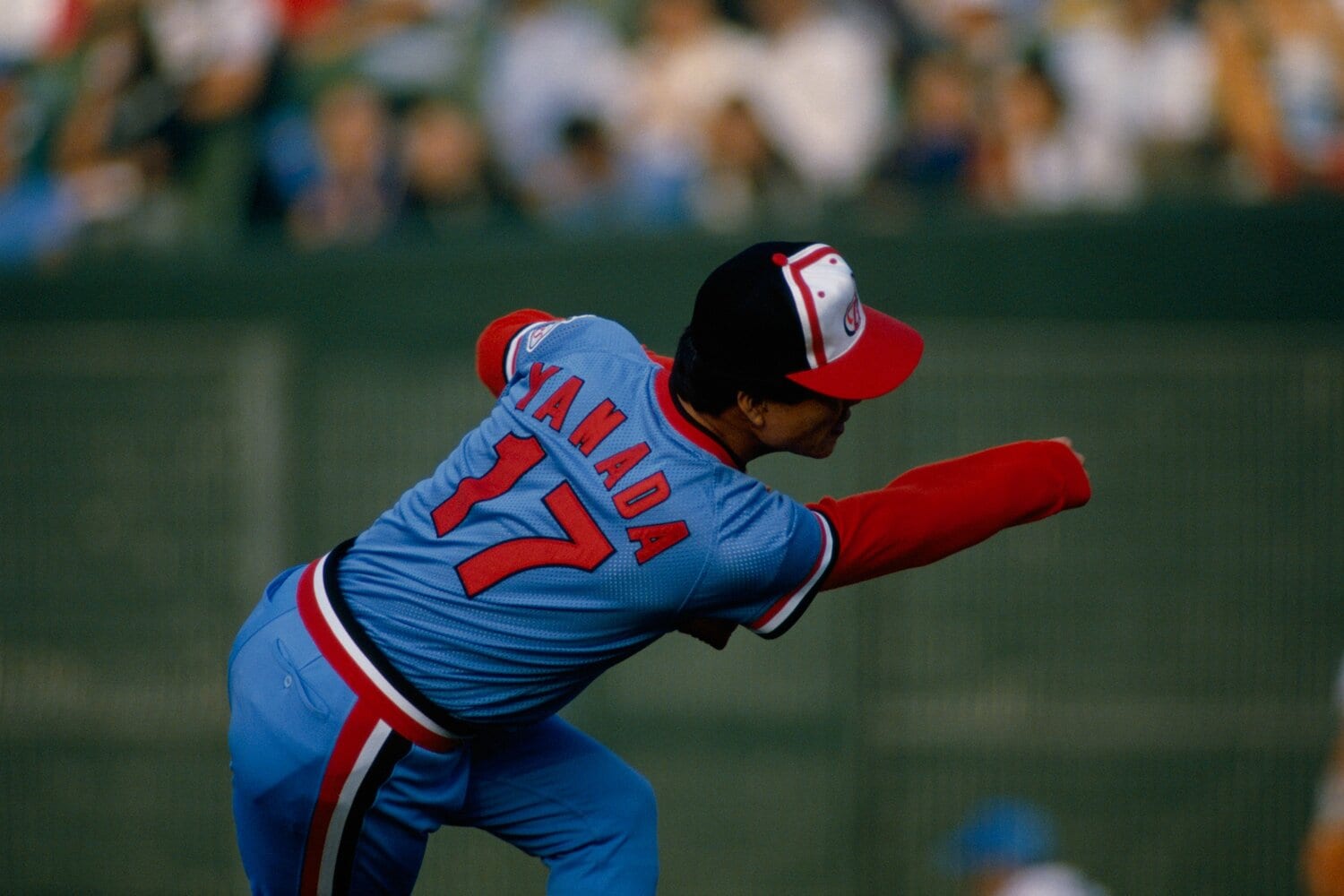 現役時代の山田久志。美しきアンダースローで打者を圧倒した ©Makoto Kenmizaki