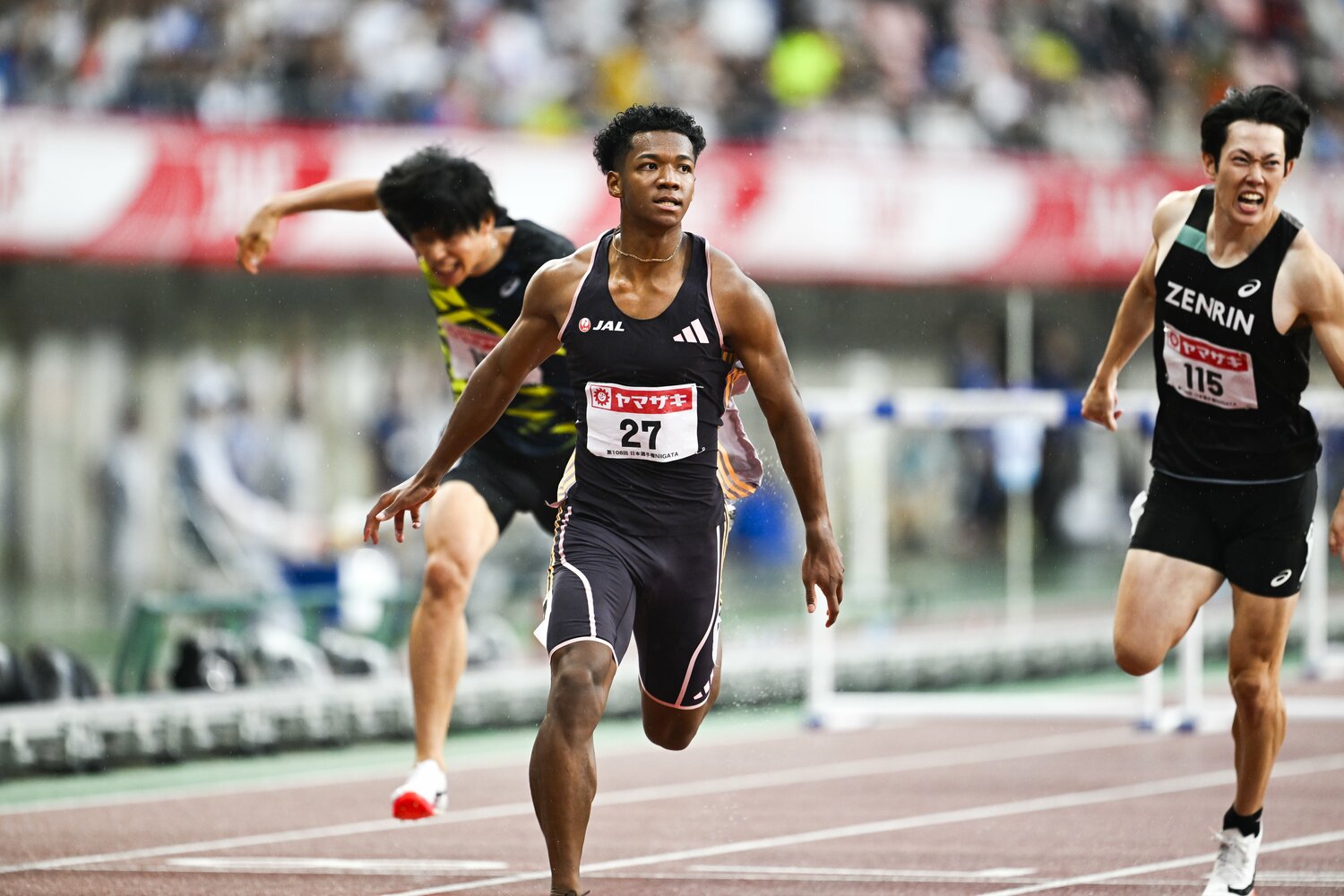 6月の日本選手権ではその「爆発力」を見せて圧勝した村竹　©︎Asami Enomoto