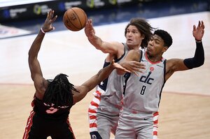 《八村塁のチームメイト》ロビン・ロペスはなぜ少年バスケ漫画を作った？ 作画は日本人に依頼「スラムダンクは歴史上もっとも影響力が強いマンガ」