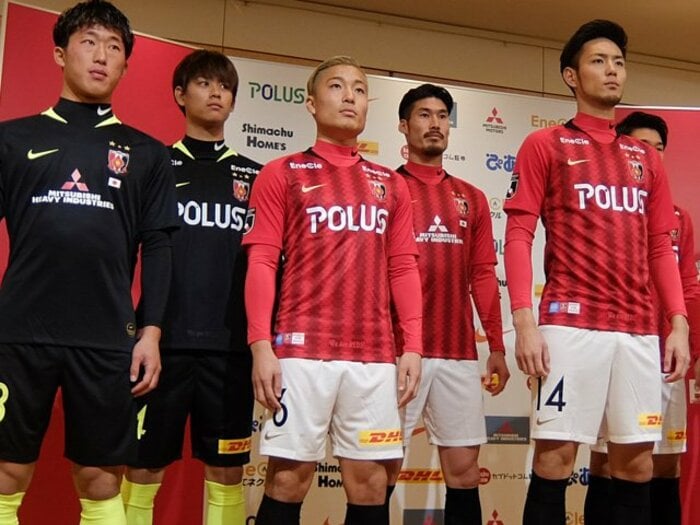 マリノスから浦和移籍、山中亮輔。「運命的」な挑戦はリスク承知。<Number Web> photograph by Hajime Tsukakoshi