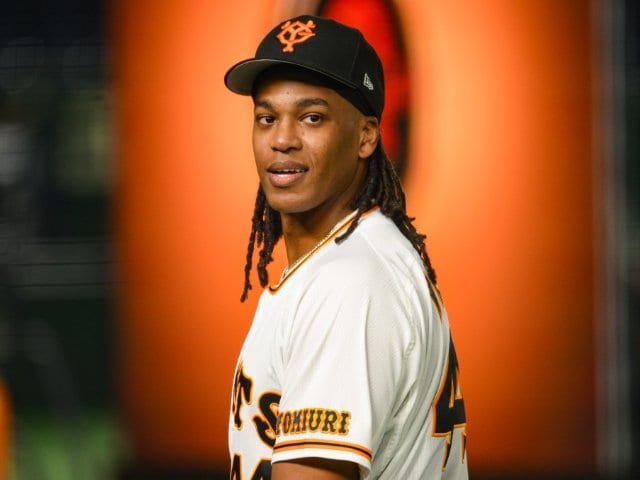 穴があるのに魅力満点！ CS逃しの巨人でアダム・ウォーカーはなぜ愛