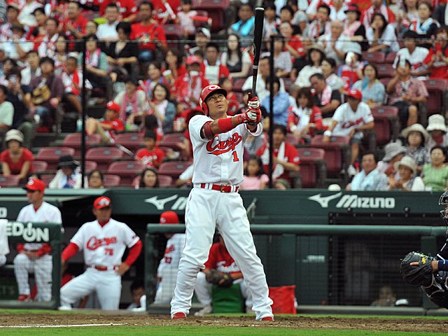 代打屋稼業がもたらした変貌＞ 前田智徳 「千両役者が貫く覚悟