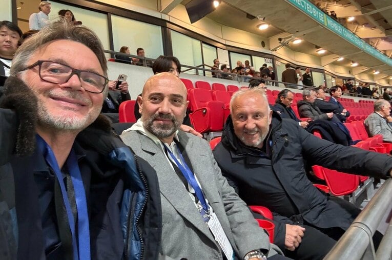 ザッケローニとの「元日本代表監督2ショット」　※トルシエ氏提供