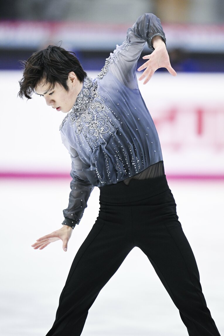 「昌磨のマジックを見せて！」世界王者・宇野昌磨を奮起させたランビエル・コーチの激励…300点超えに「スーパーエキサイティング」(31)