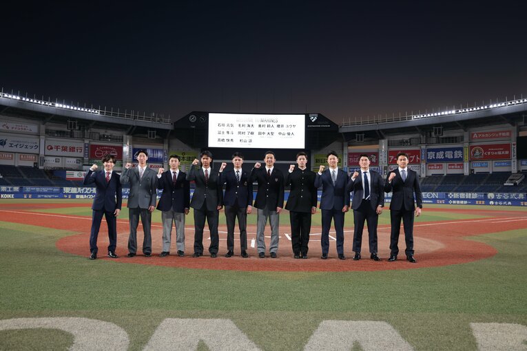 ©Chiba Lotte Marines