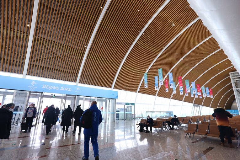 張家口エリアにある太子城駅。北京市内と高速鉄道が結ぶ　©JMPA