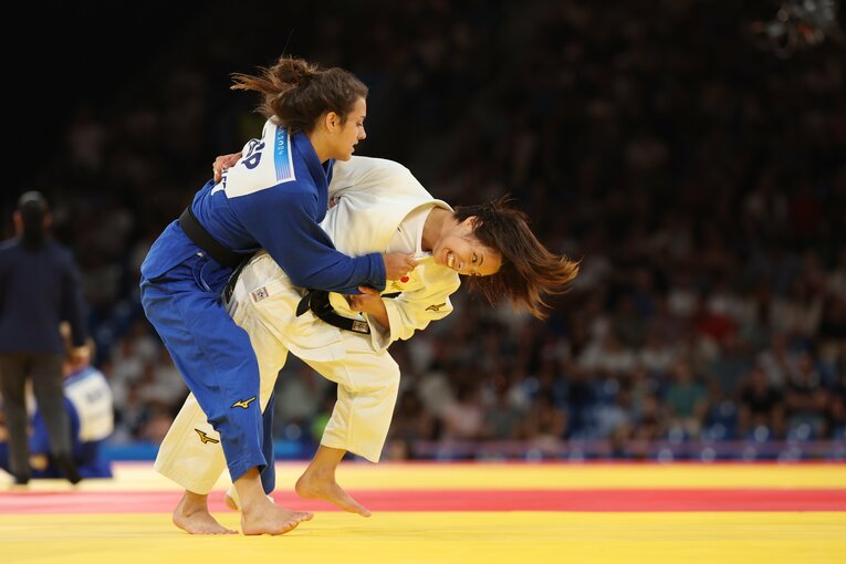 混合団体戦、2回戦スペイン戦の阿部詩　©Tetsuya Higashikawa/JMPA