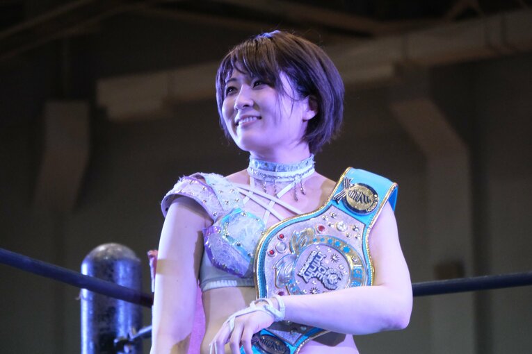 「可憐ですねぇ」人気女子レスラー・安納サオリに観客もウットリ…初の凱旋大会に滋賀が沸いた日「“絶対不屈彼女”は泣かないんです」(25)