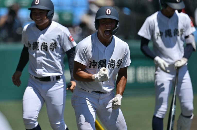 「最高の夏だった」と振り返った安谷屋　©Hideki Sugiyama