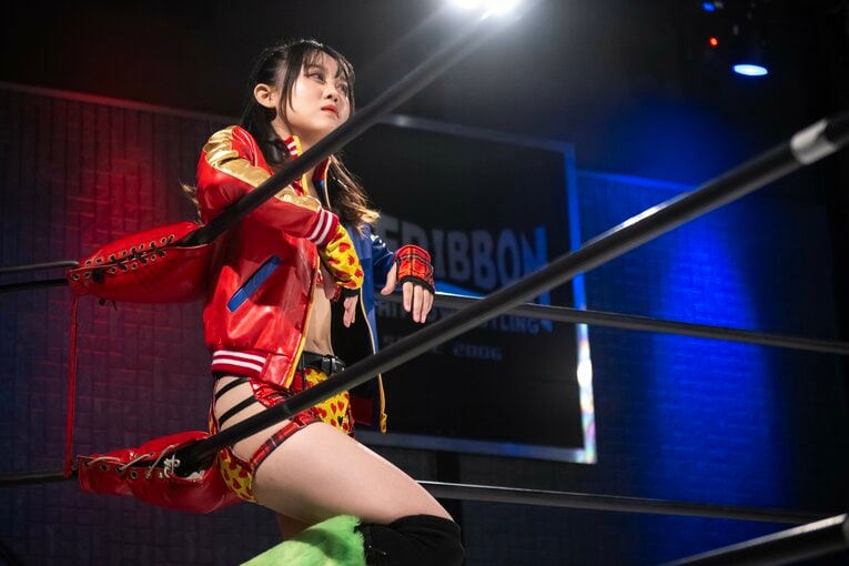 「ぶりっ子キャラだし、なにこの子って（笑）」慶應大、異例の“学生アイドルレスラー”はいかに生まれたか？ 無村架純が引退後に明かした本音(30)