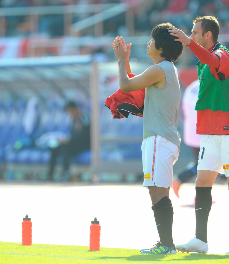 2011年10月、ヤマザキナビスコカップ決勝。後半50分に2枚目のイエローカードで退場、チームも0-1で敗れた　©︎Toshiya Kondo