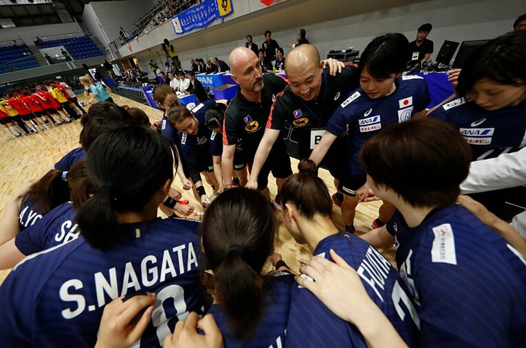 ＜女子ハンドボール世界選手権プレビュー＞おりひめジャパン「世界を倒す準備はできている」(1) ／ photograph by Yukihito Taguchi