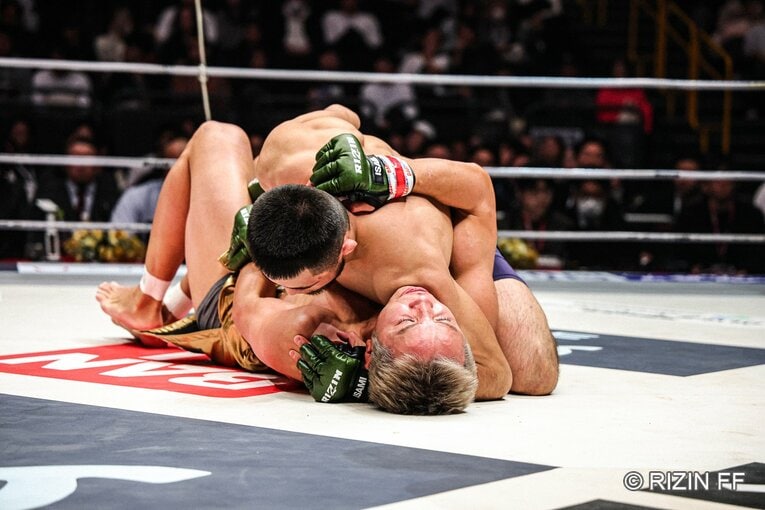 ラジャブアリ・シェイドゥラエフvs.久保優太　©RIZIN FF