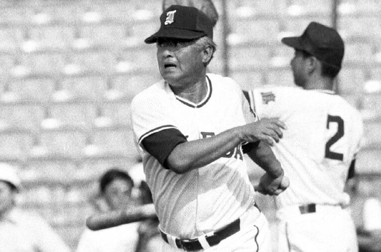 池田高校を率い、3度の甲子園優勝を果たした蔦文也監督 ／ photograph by Sankei Shimbun