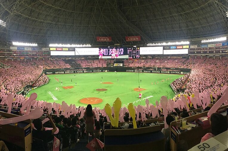 ホークスと「タカガールデー」の心。10月こそ球場をピンクに染めよう。(2)