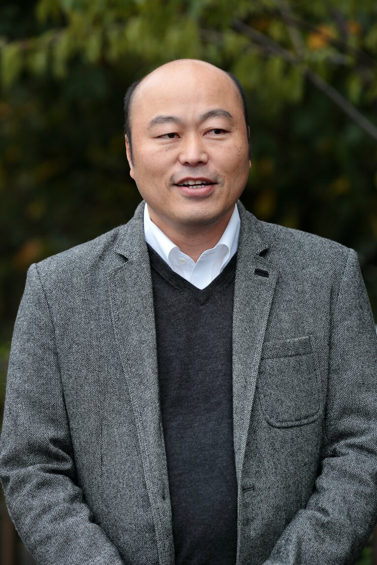 病気が重くなる以前、2013年頃の佐野　©Shigeki Yamamoto