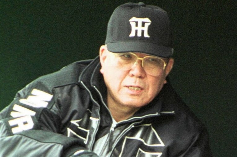 1999〜2001年、まさかの3年連続最下位で辞任。阪神時代の野村克也の苦闘とは ／ photograph by JIJI PRESS