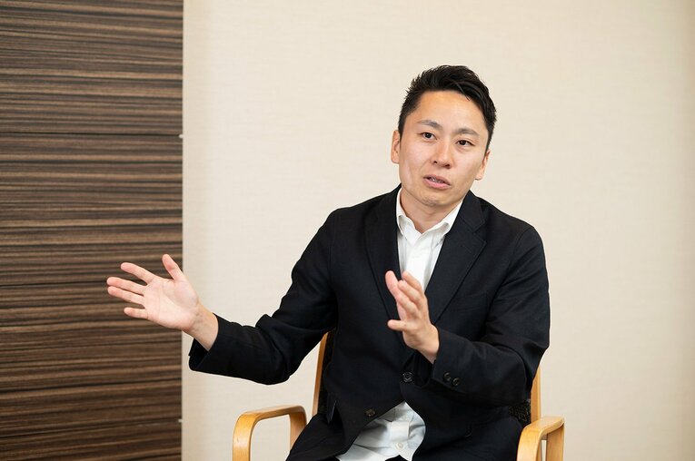 太田雄貴　おおたゆうき　フェンシング日本代表として、北京五輪・ロンドン五輪で銀メダルを獲得。日本フェンシング協会会長を歴任し、現在はIOC委員