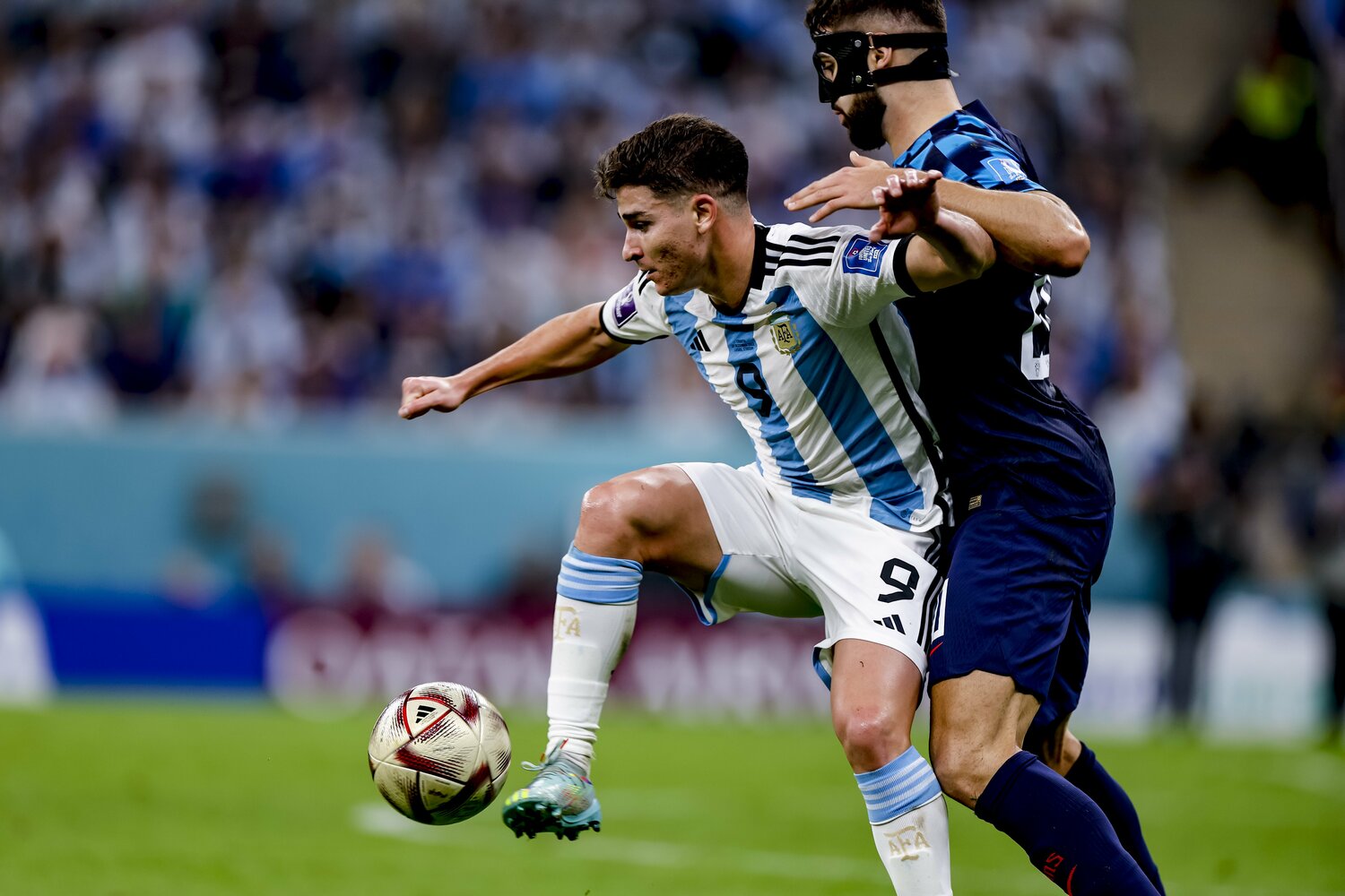 アルバレスとグバルディオルも素晴らしいプレーぶりだったが……　©Kiichi Matsumoto/JMPA