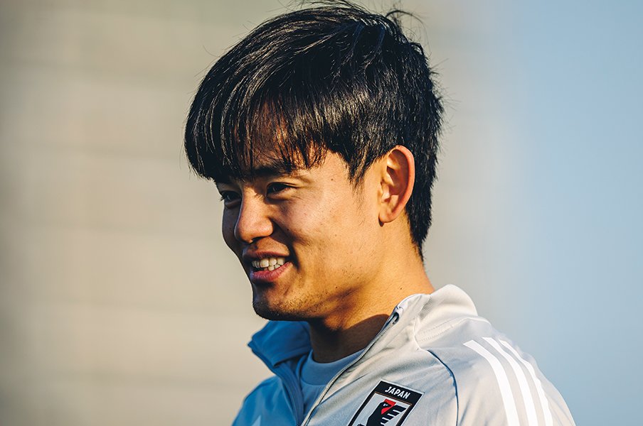 佐野海舟復帰でも三笘薫選外でもなく「久保建英システム」が日本代表の裏テーマか「アルゼンチンもメッシ中心で…」注目は“パリ世代の2人”<Number Web> photograph by Kiichi Matsumoto