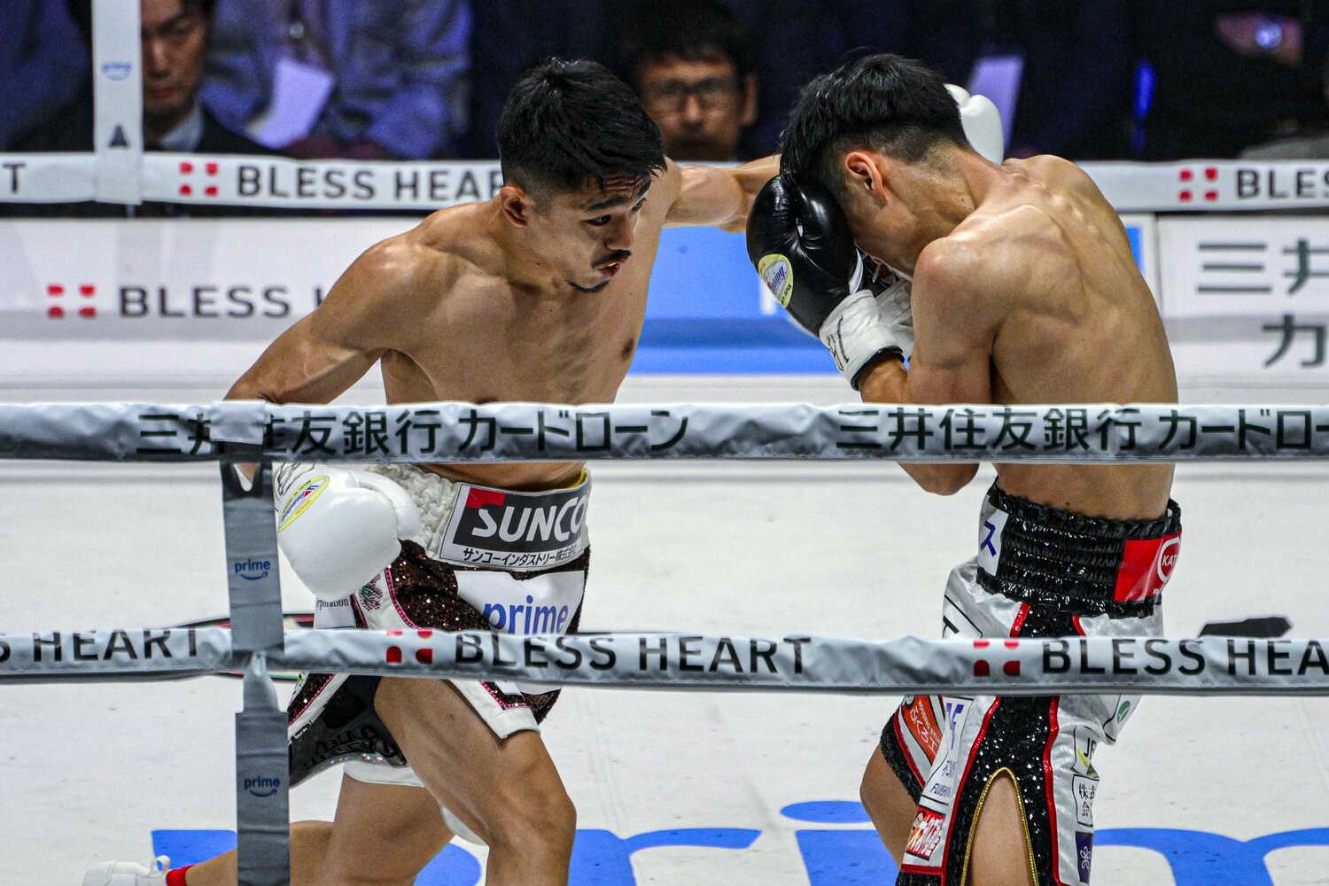2025年6月8日 WBC、IBF世界バンタム級王座統一戦で中谷潤人は西田凌佑にTKOで勝利 ©Takuya Sugiyama