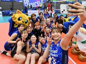 「笑顔が消えた」23歳山地梨菜を救ったベテランの言葉「マミさんの日誌が心に響いた」SVリーグ女子・埼玉上尾“激闘CS争い”の舞台裏