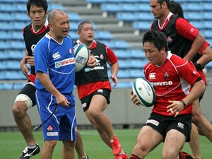 「NZ人を10人いれるか!?」エディの“怒り”の真相。～挑発で日本ラグビーを変える！～