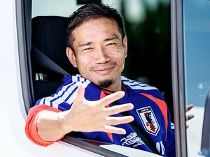 「小さくて丸坊主。化け物かと」長友佑都18歳…昔も今も異次元アスリートマインド「あ、今もLINE来ました」“NHK解説で大学同期”林陵平しか知らない秘話