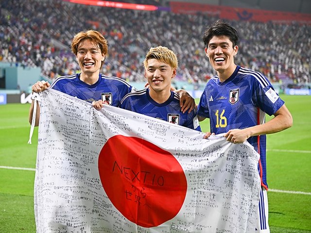 サッカー　日本代表　2018 ゲームパンツ　冨安健洋 冨安健洋 背番号 16 生年月日 1998年11月5日 身長 187センチ