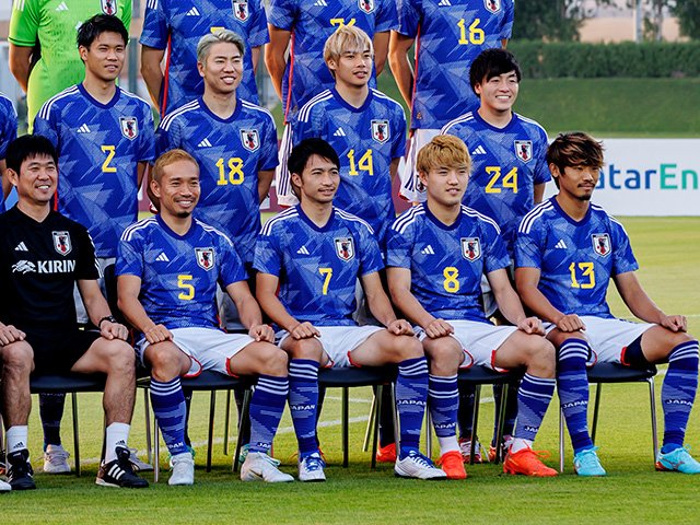 W杯初戦、守田英正が間に合わない？〉長友佑都も感心…堂安律の“鋭い