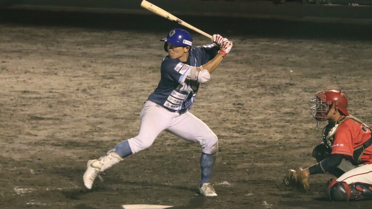 茶野の打撃　©Kou Hiroo