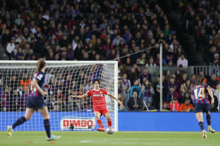 W杯ブラジル戦のウラで「バルサ女子がカンプノウで4万6967人」盛況なワケ… メッシ後に君臨する“女王”、熊谷紗希が見せた悔しさ(77)