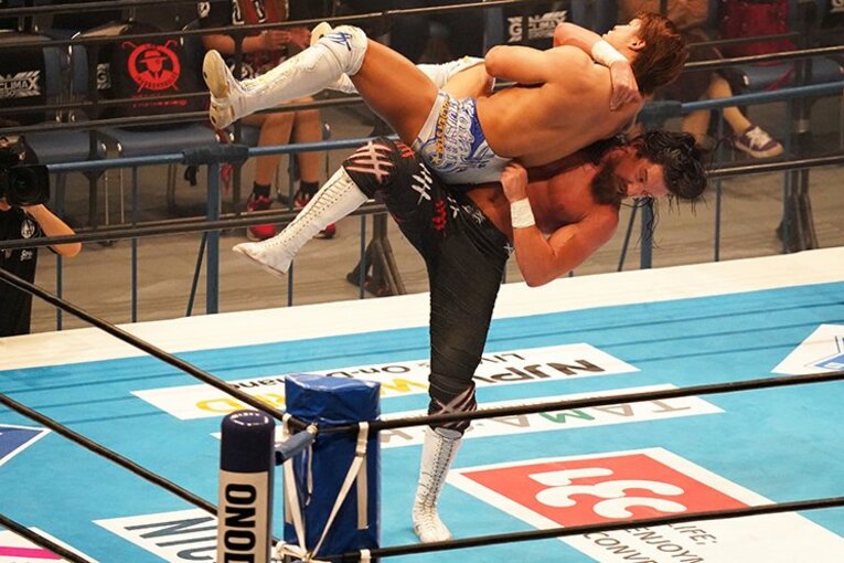 オカダ・カズチカは立ち上がれる？  飯伏幸太は「本当の神に」G1クライマックスA組は大混戦！(3)