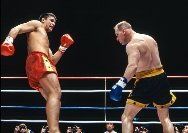 1995年12月、ベルナルドは“暴君”アーツと初めて対戦　©Susumu Nagao