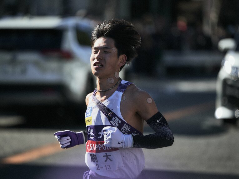 東の前頭四枚目：山川拓馬（駒大）　©Yuki Suenaga