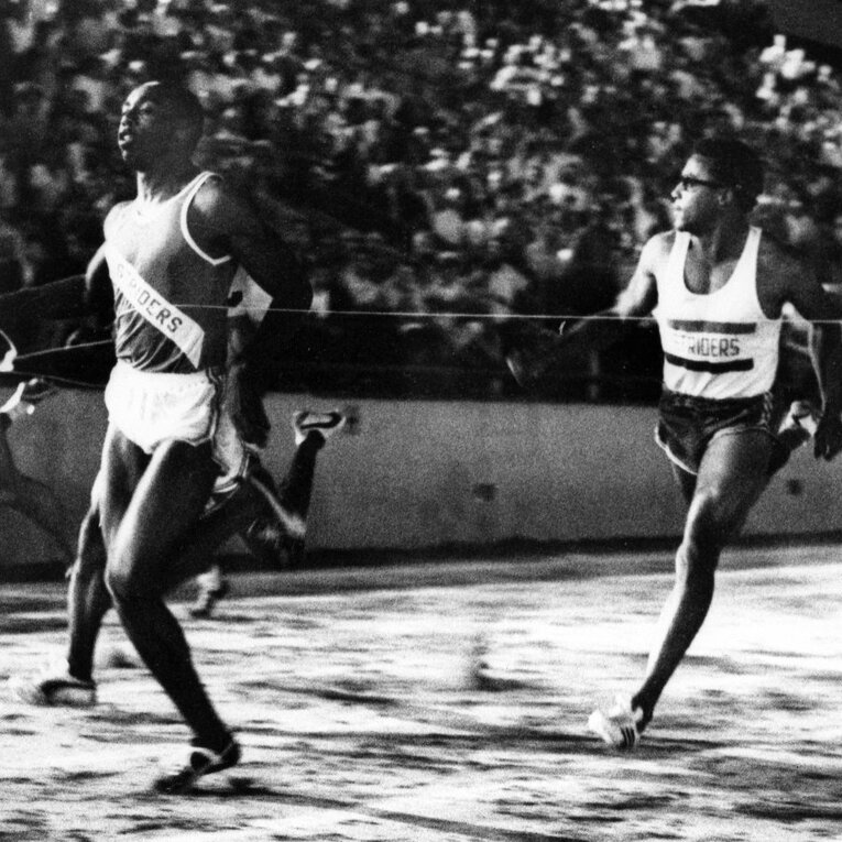 「スピードの夜」となった6月の全米選手権、一番左がハインズ　©AFLO