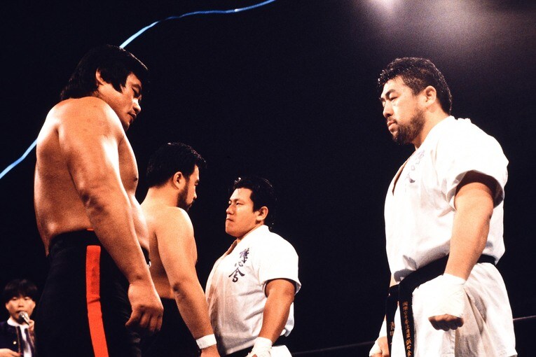 1992年3月。越中詩郎、小林邦昭とリング上で対峙