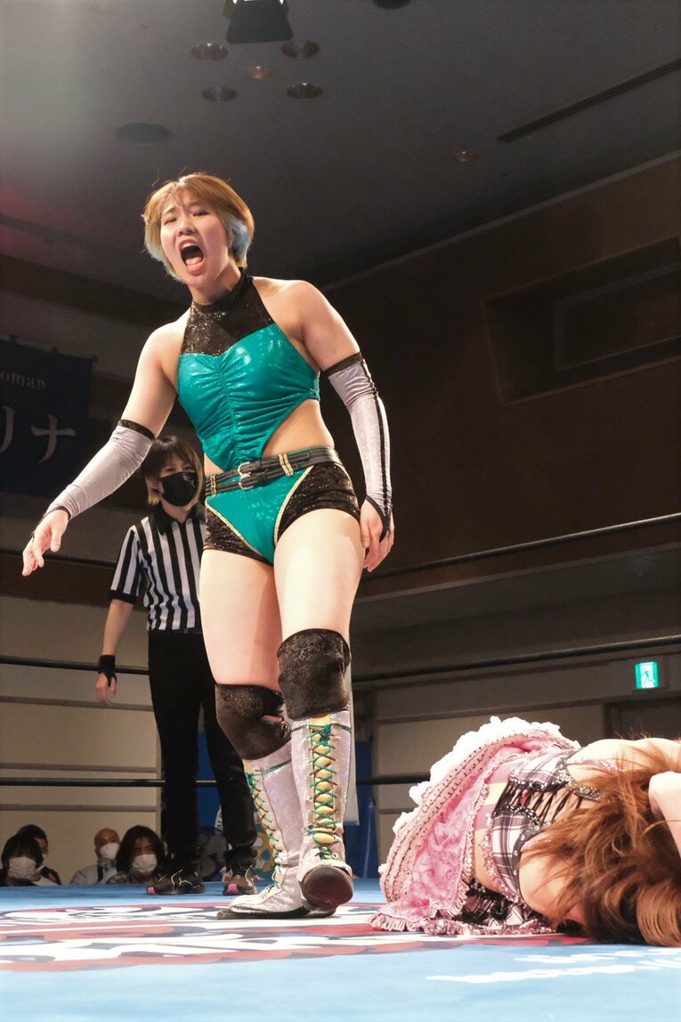 「女優vs交通情報のお姉さん」に18歳同士“意地の張り合い”対決も… 若手勢ぞろいの興行“ピースパ”に見る女子プロレスの未来(36)