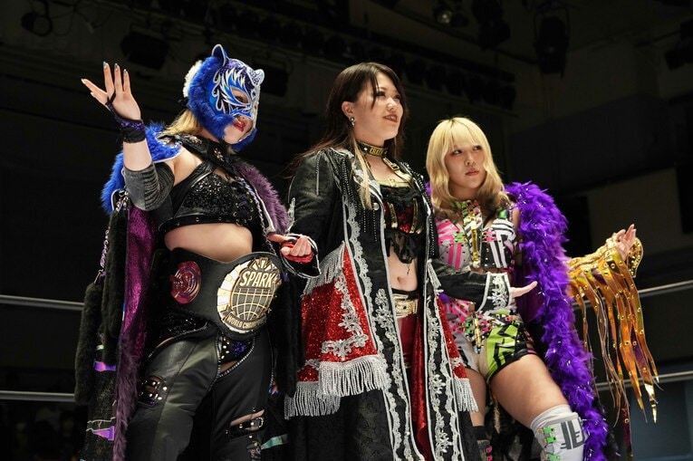 鈴季すず、AZMらとの新ユニット「ネオジェネシス」を始動。7月23日、後楽園ホール　©Essei Hara