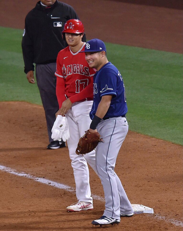 2021年、エンゼルス時代の大谷とレイズ時代の筒香　©JIJI PRESS