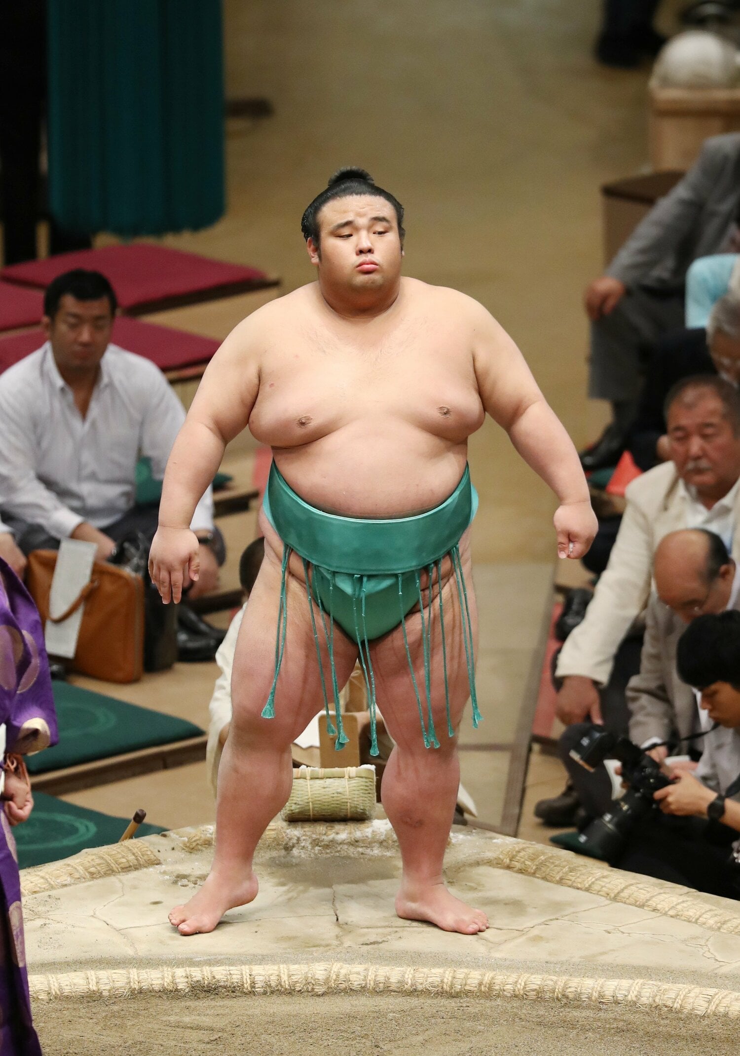 写真は2016年の夏場所。貴景勝（当時・佐藤）が新十両のとき。身長175cm、体重165kgと力士としては小柄だった　©JIJI PRESS