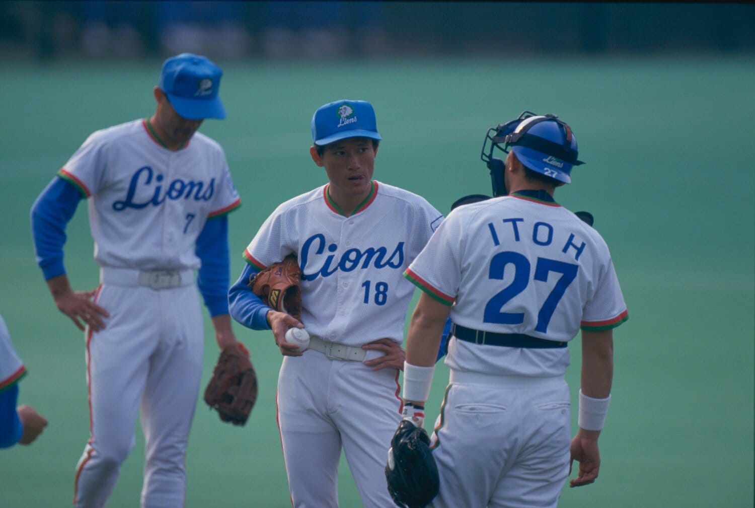 87~97年は「背番号18」でプレー ©Koji Asakura