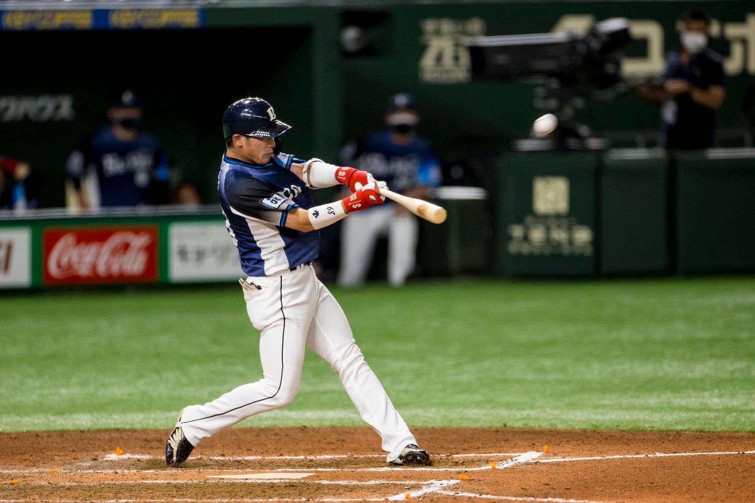 プロ初安打をホームランで飾った岸潤一郎　©︎Kiichi Matsumoto