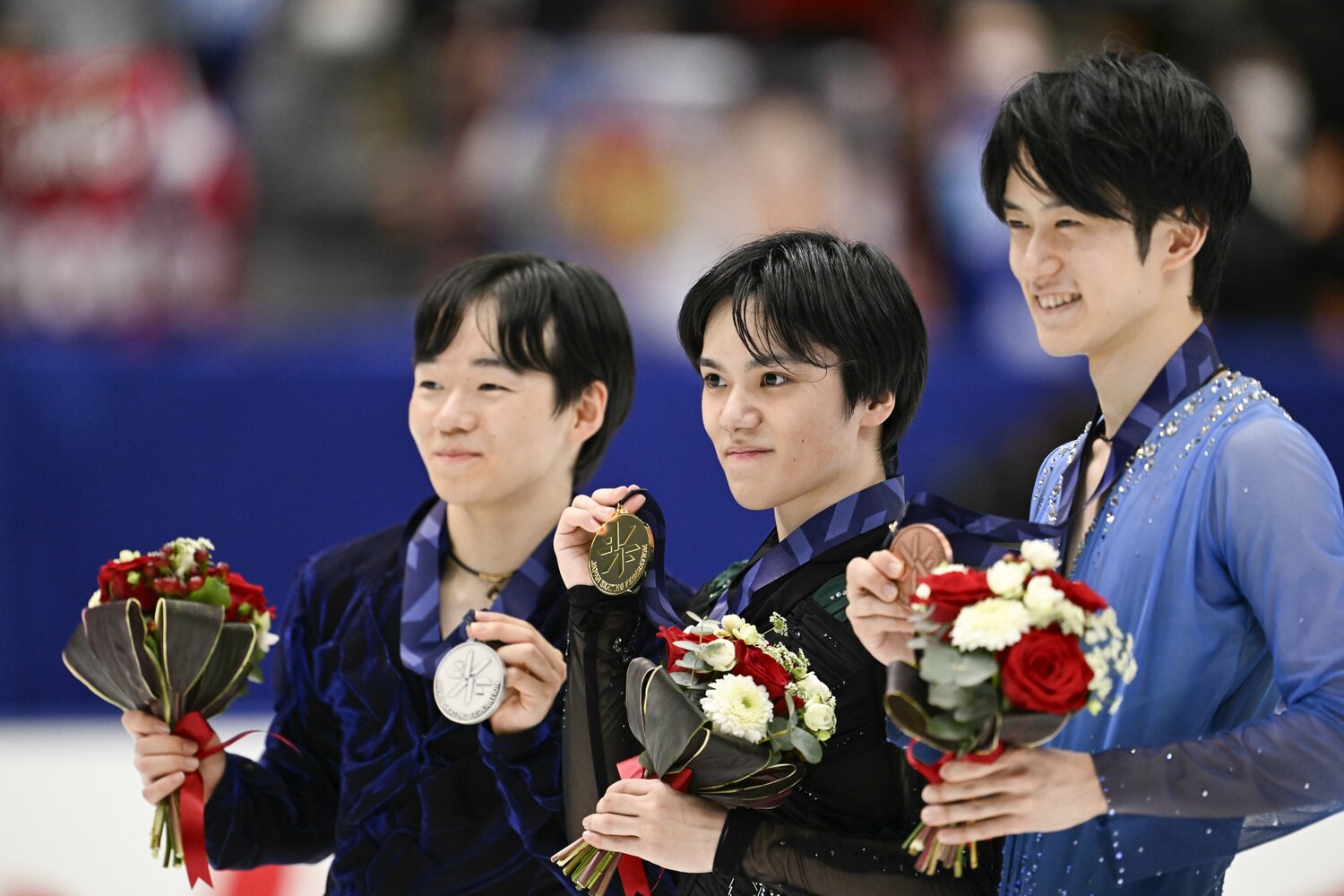 左から、2位鍵山優真、1位宇野昌磨、3位山本草太　©Asami Enomoto